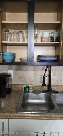 1856 Lampson Road UP, Cleveland, OH 44112