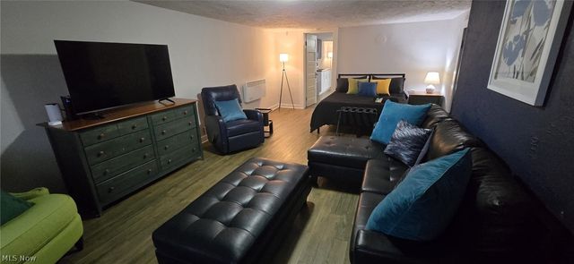 1856 Lampson Road UP, Cleveland, OH 44112