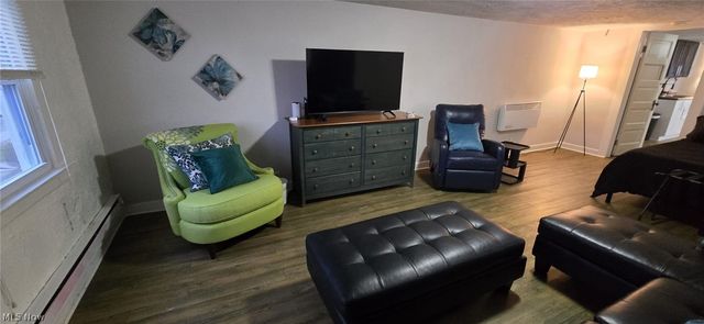 1856 Lampson Road UP, Cleveland, OH 44112