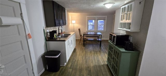 1856 Lampson Road UP, Cleveland, OH 44112