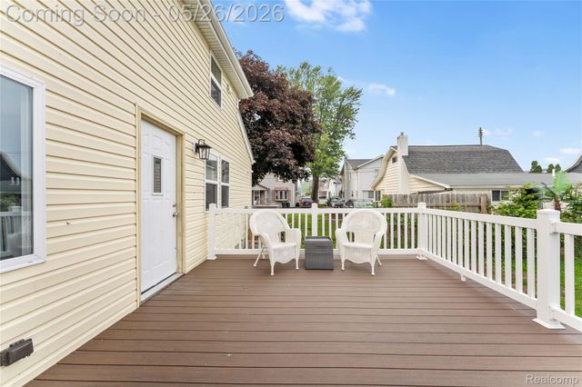 4354 S 5th Street, Luna Pier, MI 48157
