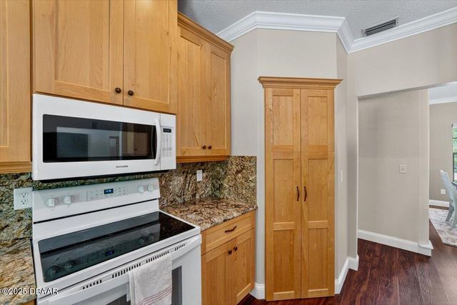 33 Laurel Ridge Break, Ormond Beach, FL 32174