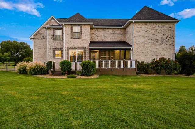 279 Albright Ln, Gallatin, TN 37066