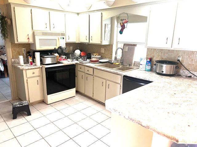 234 Sandpiper Avenue, Royal Palm Beach, FL 33411