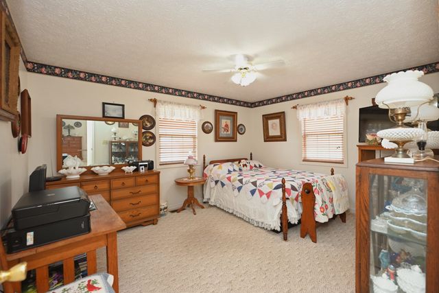 329 Cavender Rd, Woodbury, TN 37190