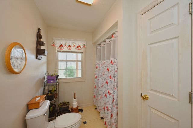 329 Cavender Rd, Woodbury, TN 37190