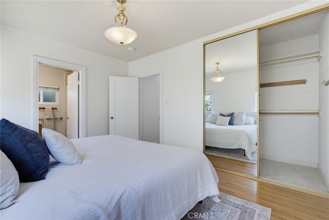 1156 N Isabel, Glendale, CA 91207