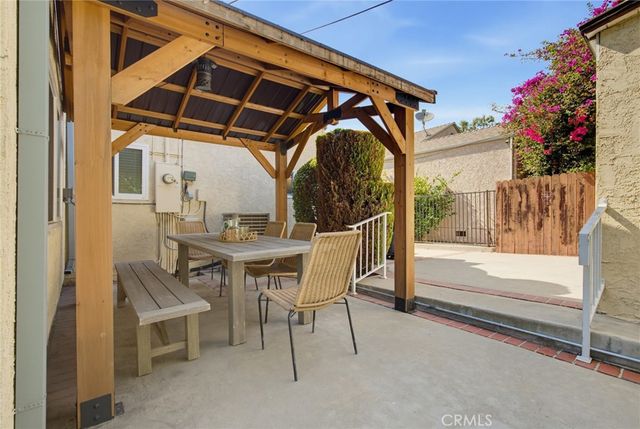 1156 N Isabel, Glendale, CA 91207