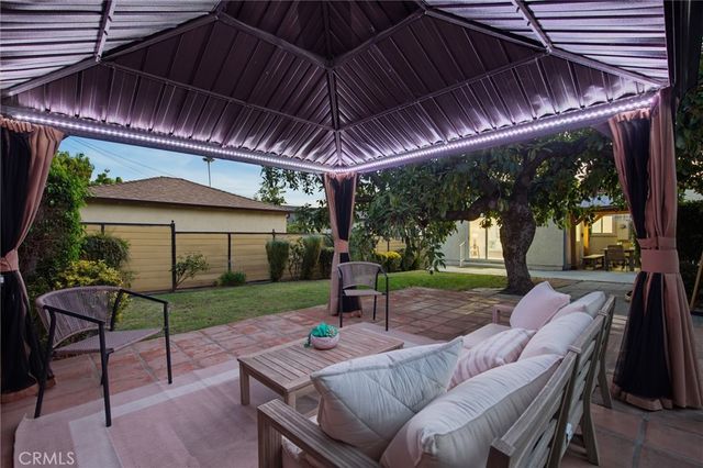 1156 N Isabel, Glendale, CA 91207