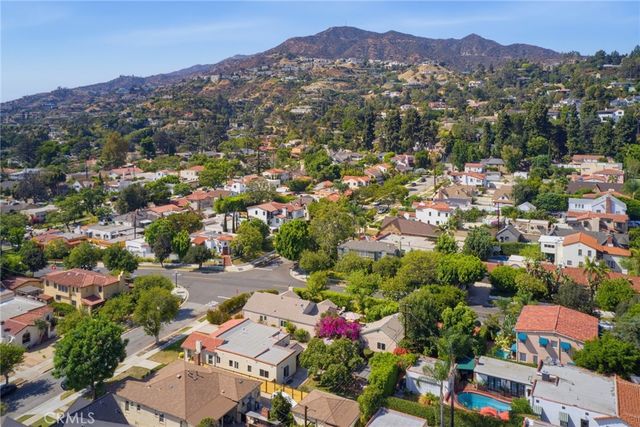 1156 N Isabel, Glendale, CA 91207