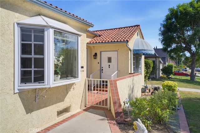 1156 N Isabel, Glendale, CA 91207