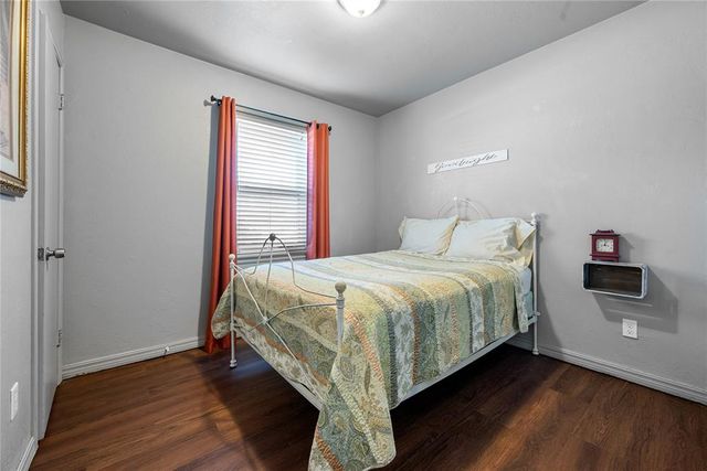 721 Hedge Drive, Midwest City, OK 73110