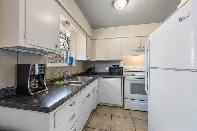 721 Hedge Drive, Midwest City, OK 73110