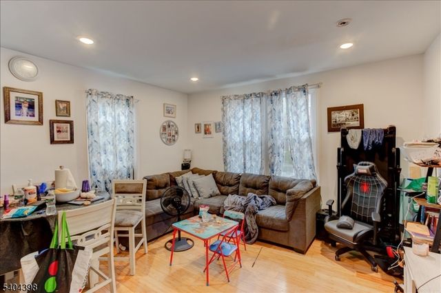 229 21St St, Irvington Twp., NJ 07111