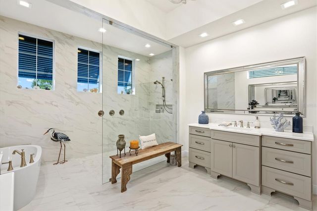 7916 MAINSAIL LANE, Sarasota, FL 34240