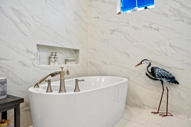 7916 MAINSAIL LANE, Sarasota, FL 34240