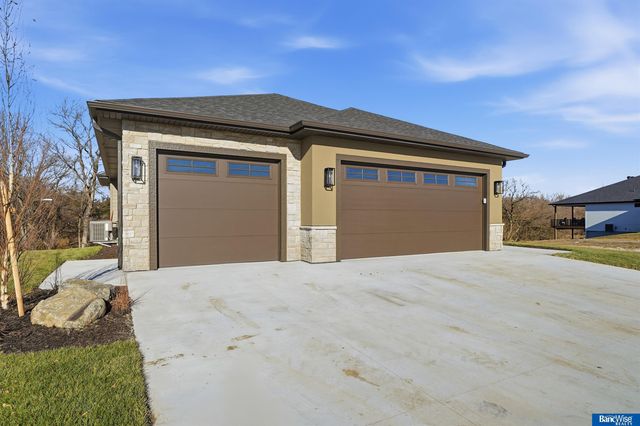 4356 Coral Bell Court, Lincoln, NE 68516