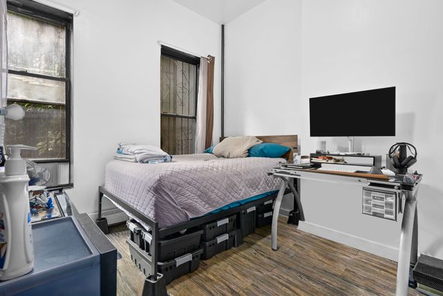 420 QUINCY Street, New York City, NY 11221
