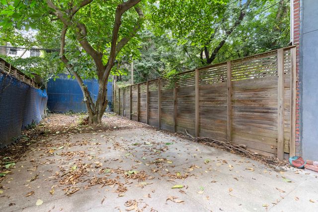 420 QUINCY Street, New York City, NY 11221