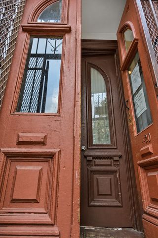 420 QUINCY Street, New York City, NY 11221
