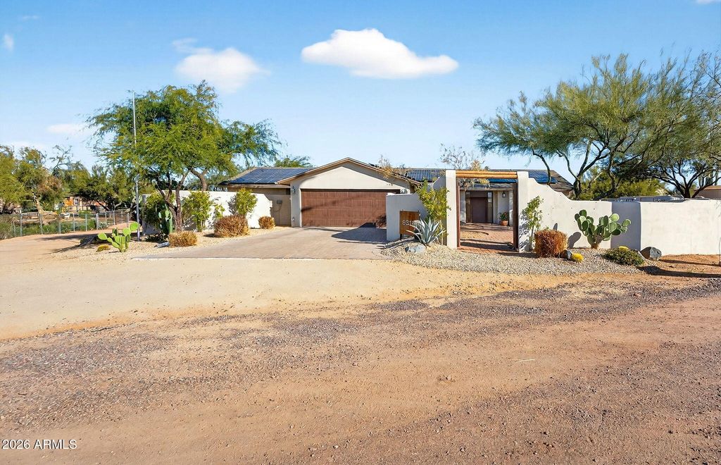 6316 E DIXILETA Drive, Cave Creek, AZ 85331