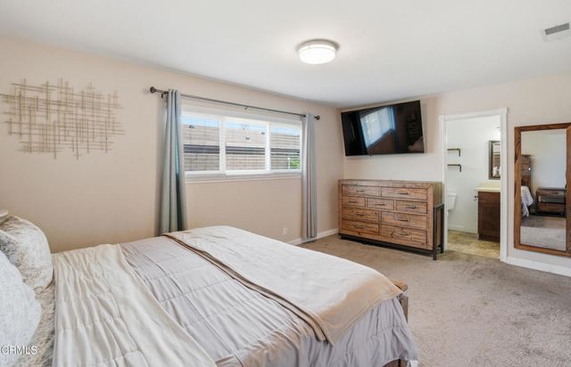 310 Foxglove Place, Oxnard, CA 93036