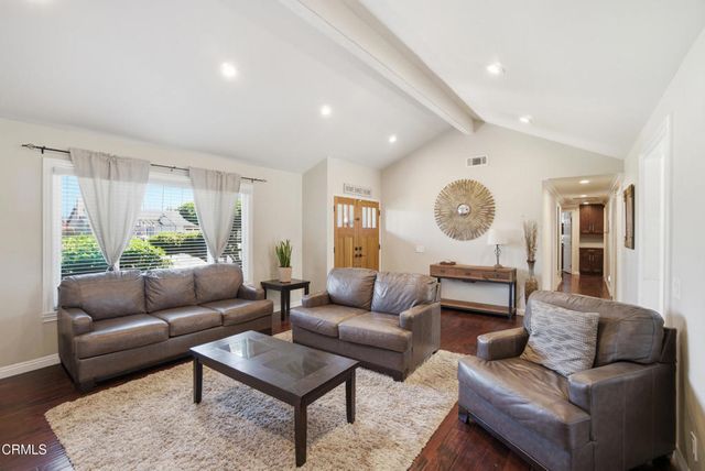 310 Foxglove Place, Oxnard, CA 93036