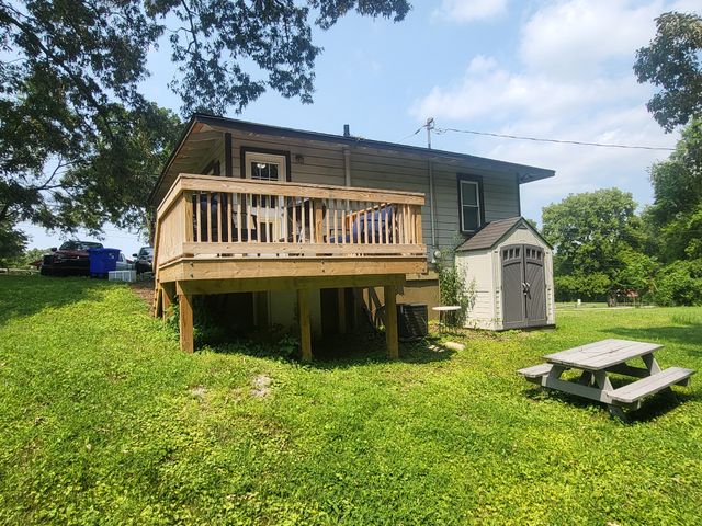 848 Iron Bridge Rd, Columbia, TN 38401