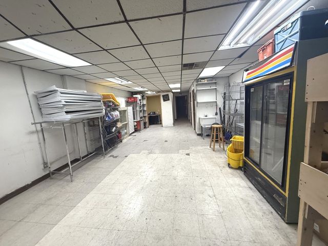4017 W 63rd Street, Chicago, IL 60629