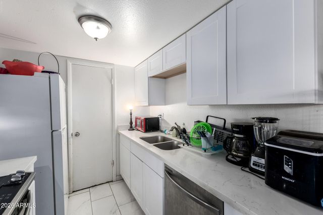 600 S DOBSON Road 88, Mesa, AZ 85202