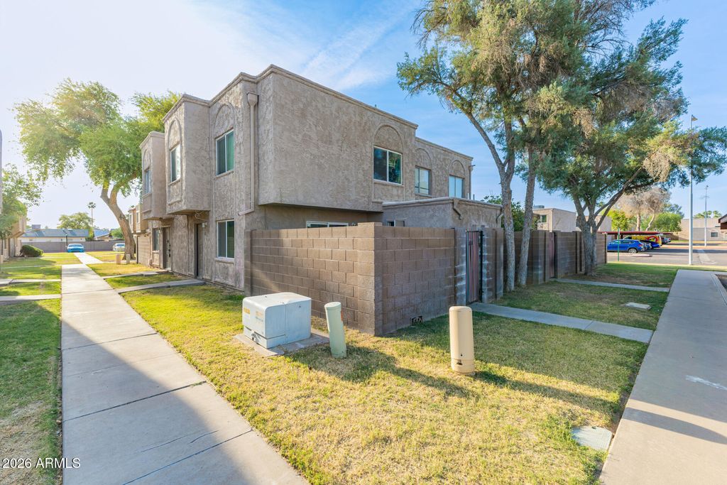 600 S DOBSON Road 88, Mesa, AZ 85202