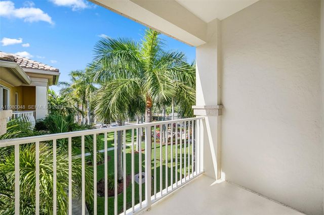 2729 NE 184th Ln 2729, Aventura, FL 33160