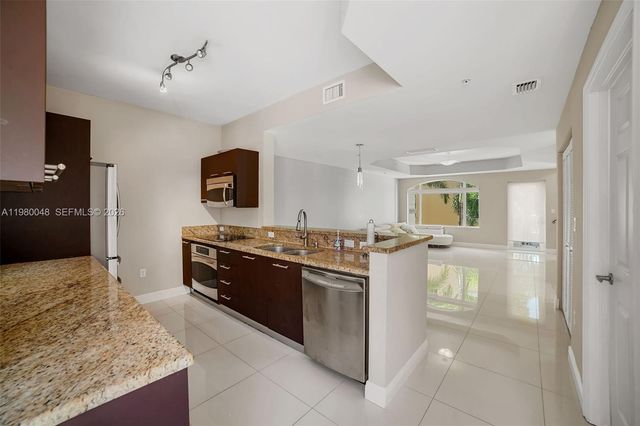 2729 NE 184th Ln 2729, Aventura, FL 33160