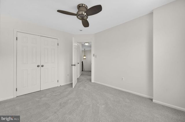 47697 WHIRLPOOL SQ, Sterling, VA 20165