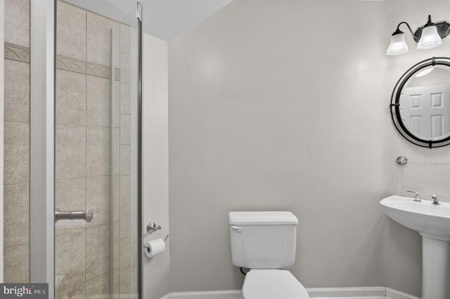 47697 WHIRLPOOL SQ, Sterling, VA 20165