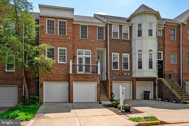 47697 WHIRLPOOL SQ, Sterling, VA 20165