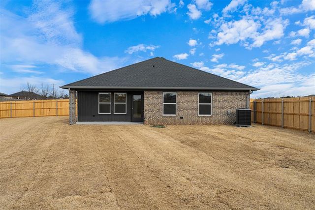 454 Emmy Jean Drive, Blanchard, OK 73010