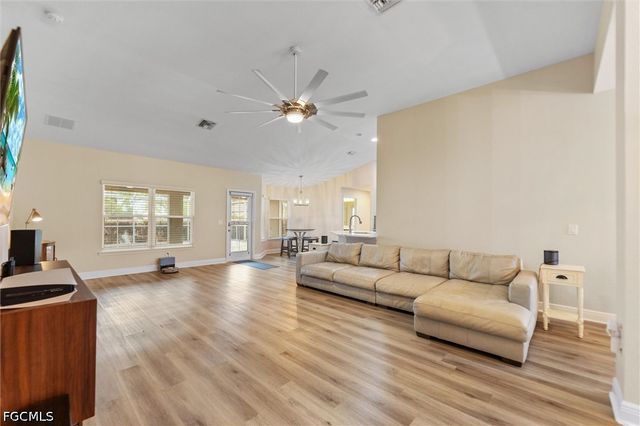 3225 NW 2nd PL, Cape Coral, FL 33993