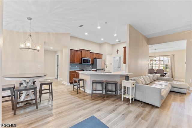 3225 NW 2nd PL, Cape Coral, FL 33993