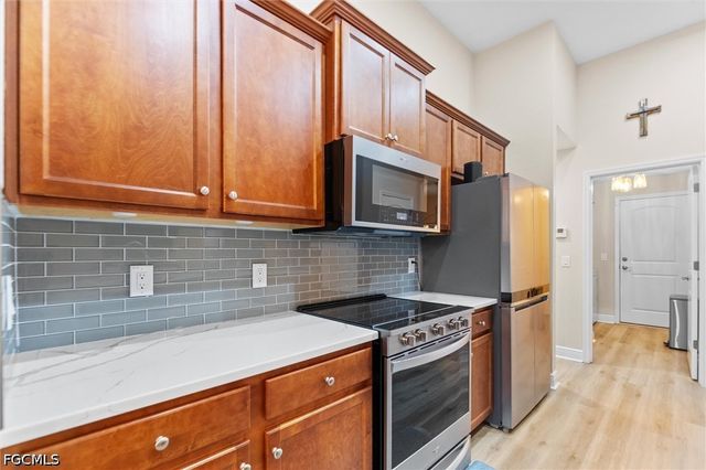 3225 NW 2nd PL, Cape Coral, FL 33993