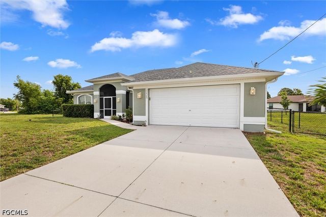 3225 NW 2nd PL, Cape Coral, FL 33993
