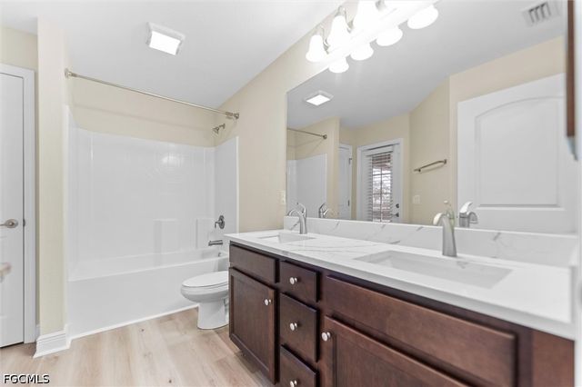 3225 NW 2nd PL, Cape Coral, FL 33993