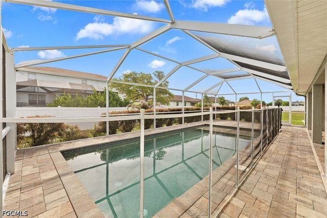 3225 NW 2nd PL, Cape Coral, FL 33993