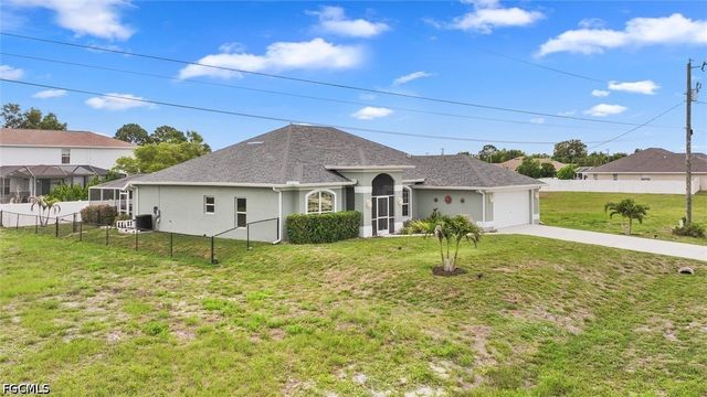 3225 NW 2nd PL, Cape Coral, FL 33993