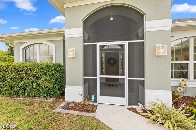 3225 NW 2nd PL, Cape Coral, FL 33993