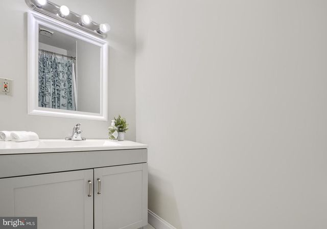 1057 W BARRE ST, Baltimore, MD 21230