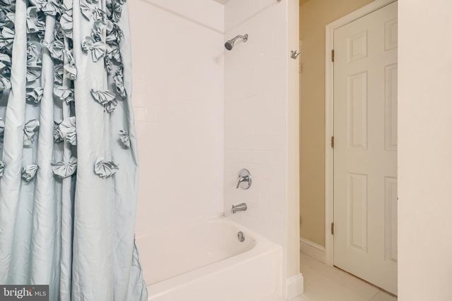 1057 W BARRE ST, Baltimore, MD 21230
