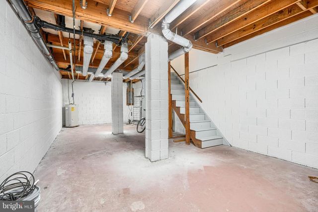 1057 W BARRE ST, Baltimore, MD 21230