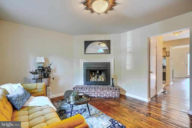 1057 W BARRE ST, Baltimore, MD 21230