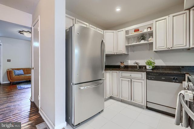 1057 W BARRE ST, Baltimore, MD 21230